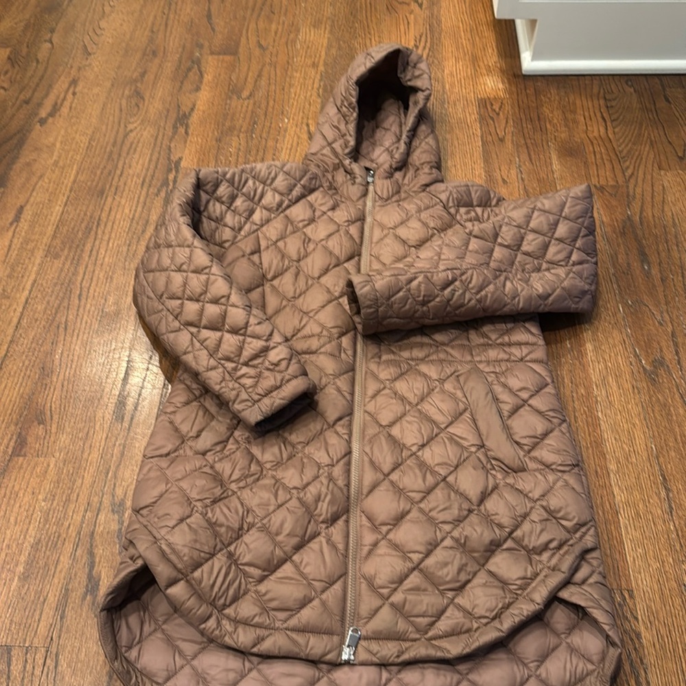 Athleta coat Small EUC